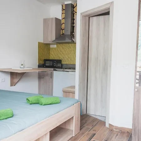 Apartmaji Hrast -